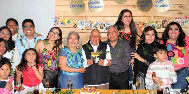 Celebran cumpleaños del “patrón” Epifanio López López