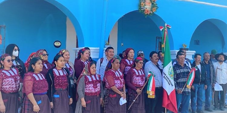 Toma posición nueva administración en San Bartolomé Quialana