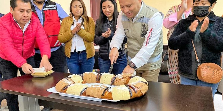 Convive presidente municipal con la ciudanía Tlacolulense: HMM