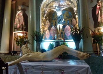 Concluyen hoy la elaboración de la replica del cristo de Tlacolula