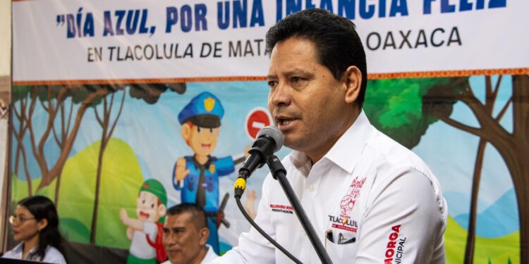 Conmemoran en Tlacolula el “Día azul, por una infancia feliz”