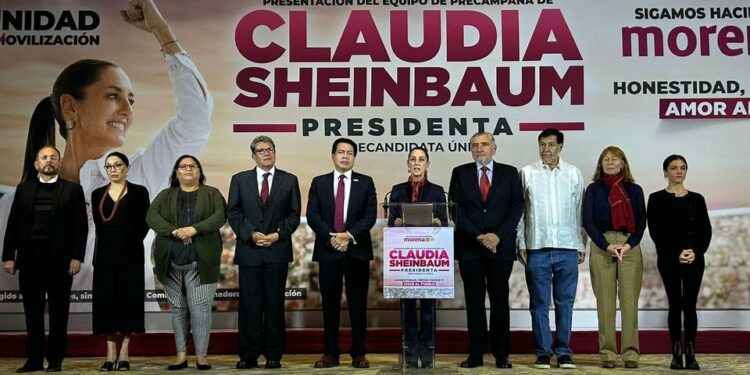 Presenta Claudia Sheinbaum a su equipo de precampaña