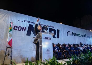 Presentó Martínez Neri su segundo informe de gobierno, ayer en la plaza de la danza