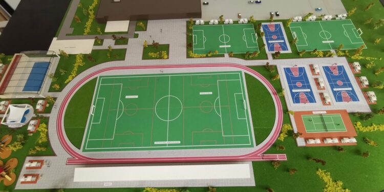 ¡Anuncia autoridad municipal de Tlacolula la construcción de un ambicioso complejo deportivo!