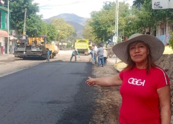 Sindicatura Municipal de Tlacolula, solicitan a usuarios que utilicen vías alternas para evitar congestiones vehiculares, ante obras de reencarpetamiento
