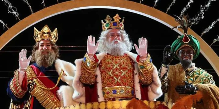 Homenajeará la autoridad municipal a niñez tlacolulense con “Festejo de Reyes”