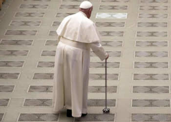 De ultimo minuto suspende el papa su participación en el viacrucis